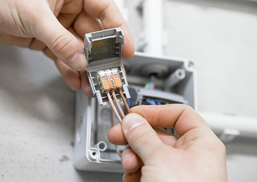 WAGO (207-1332) Gelbox IPX8 , geschikt voor serie 221 en 2273, Max. 4mm2 , Grootte 2