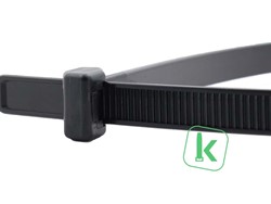 Met Buiten vertanding / Outside Serrated