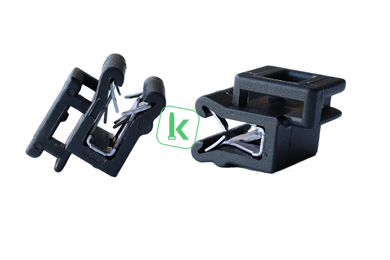 Edge Clip, Kabelbinder paneel klemvoet UV+ Universeel voor paneel 1 t/m 3mm Zwart UV bestendig (zak 100 stuks)